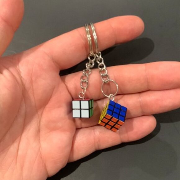 Rubik’s Cube Keychain – Pocket-Sized Puzzle Fun (2x2 & 3x3) - Picture 5 of 6